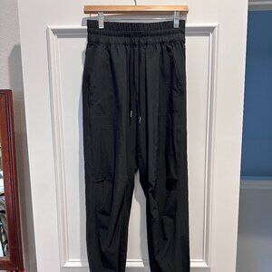 A&F YPB motionTEK Jogger size small